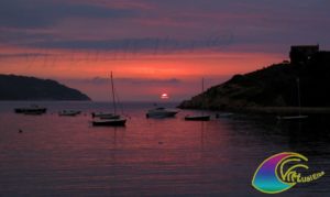 Tramonto sul mare a Procchio Isola d'Elba